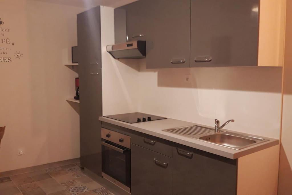 Logement Neuf Et Cosy Proche Centre Ville شينون المظهر الخارجي الصورة